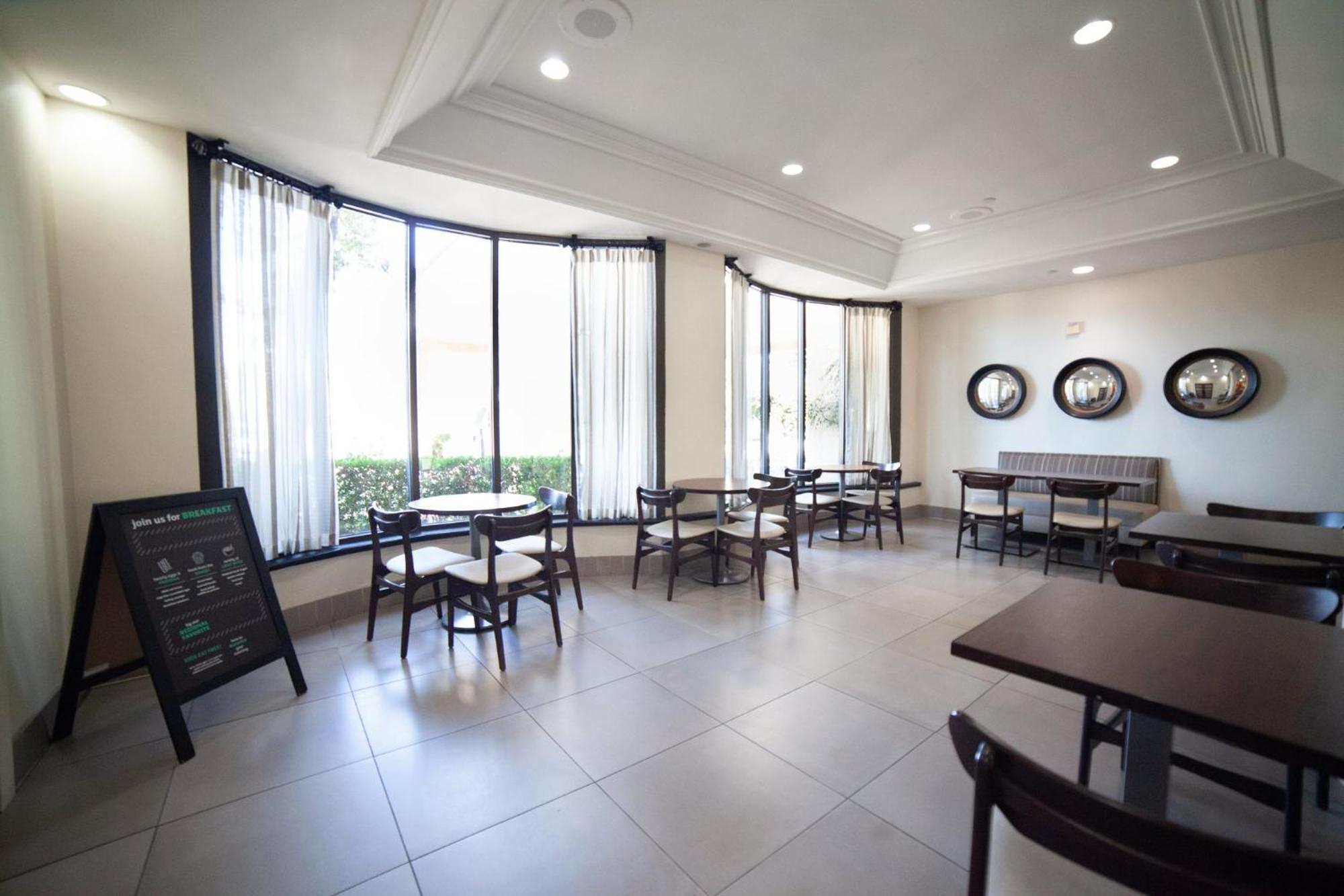 Holiday Inn Irving Las Colinas By Ihg Luaran gambar